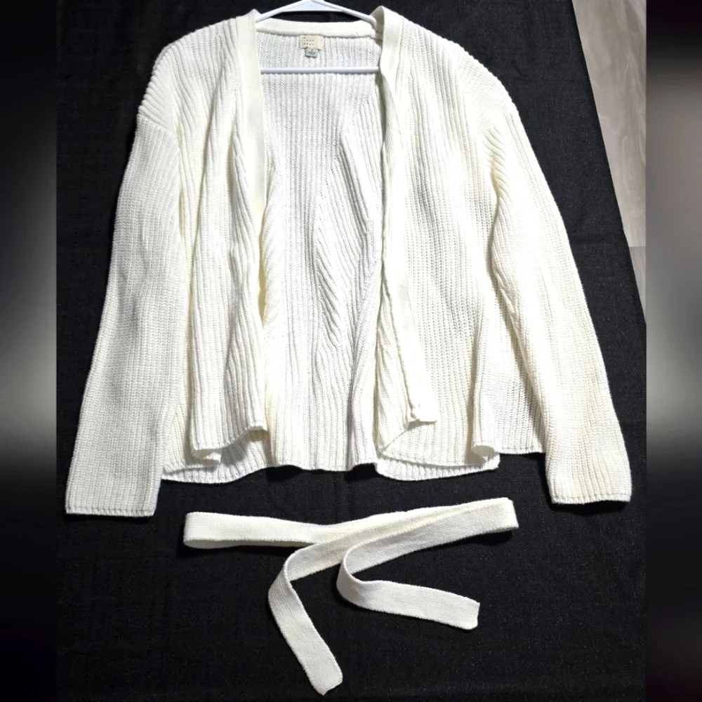 A New Day Women's Cream Sweater Cardigan